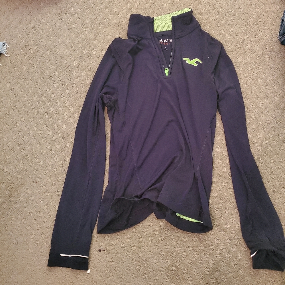 Hollister pull over